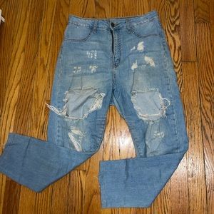 fashion Nova mom jeans